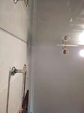 fcbasexyX1186 online show from January 18, 10:39 am