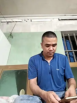 HoangNam20x online show from October 18, 3:06 pm