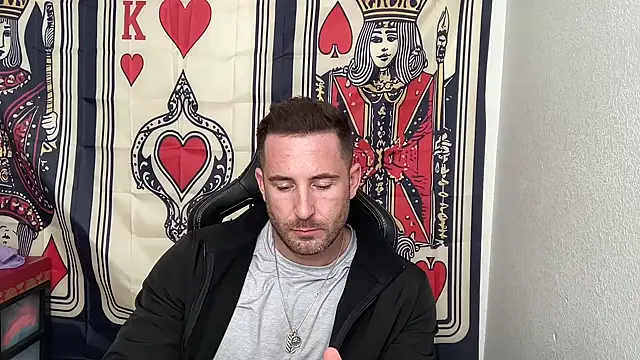 brettmycles28 online show from November 17, 8:34 pm