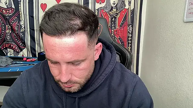 brettmycles28 online show from February 14, 6:47 pm