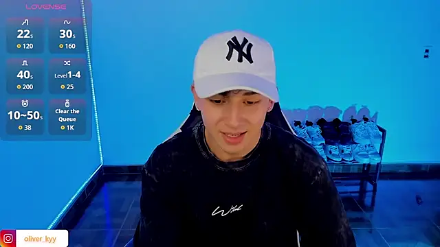 Snapshot of Casper___kyy chatting on September 8, 11:04 pm Casper kyy online show from September 8, 11:04 pm