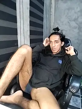 RowyCam online show from February 9, 4:11 pm