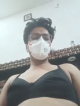 ruhithakur65 online show from May 9, 6:31 pm