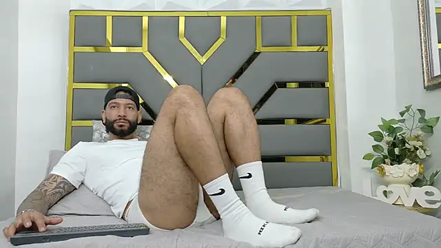 yorbymaxx online show from September 27, 4:49 pm