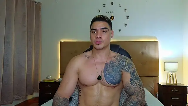 Steven Velez online show from November 8, 4:48 am