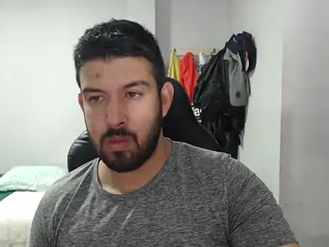 Axel11113 online show from November 28, 2:37 am