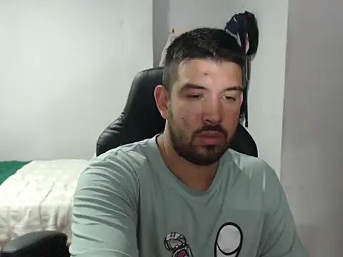 Axel11113 online show from November 11, 3:00 am