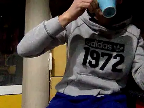 adiluci1 online show from October 12, 1:54 am