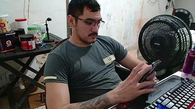 Leonino231 online show from January 16, 7:05 pm