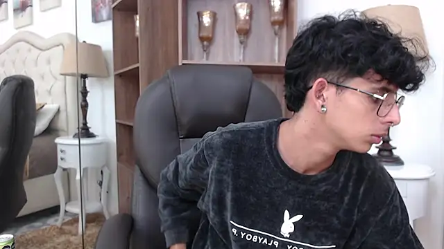 Ibratxandy online show from March 24, 7:29 pm