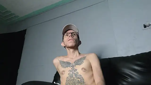 AlexandroRossi online show from October 30, 6:37 am