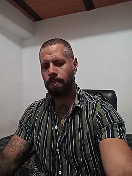 Matheus Blaze online show from November 6, 3:48 pm