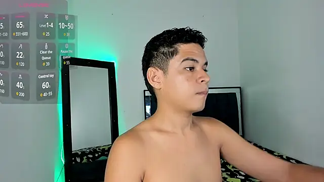 edy play online show from February 26, 8:15 am