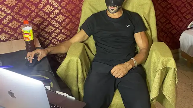 JUSTFORRICH online show from October 10, 8:56 pm