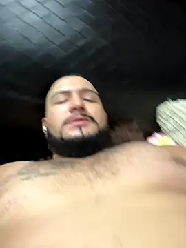 Carlosleon9797 online show from November 4, 8:26 am