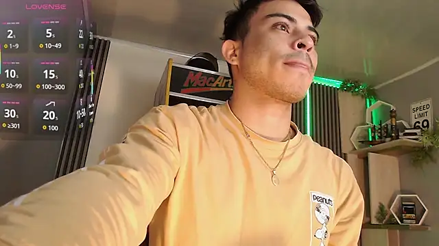 Bastian MCcormick online show from October 1, 12:53 pm