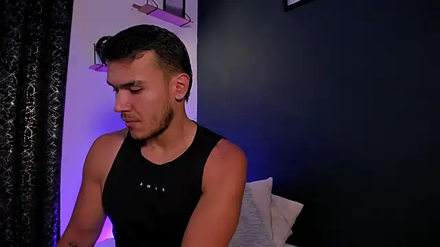 MarkSantozz online show from March 25, 10:36 pm