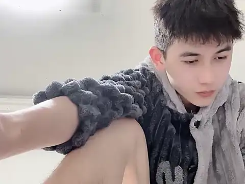 xiaojie2563 online show from December 2, 2:31 pm