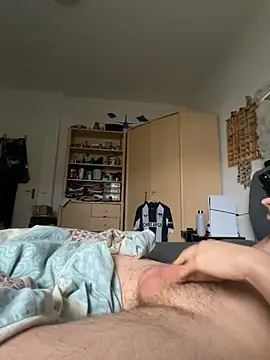 xmilolivex online show from January 18, 8:49 am