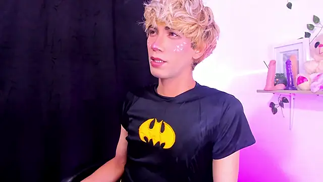 Cooperrosscute233 online show from October 2, 5:22 am