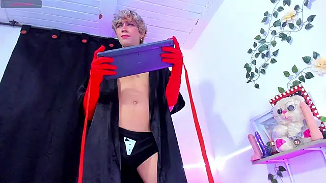 Cooperrosscute233 online show from October 19, 1:43 am