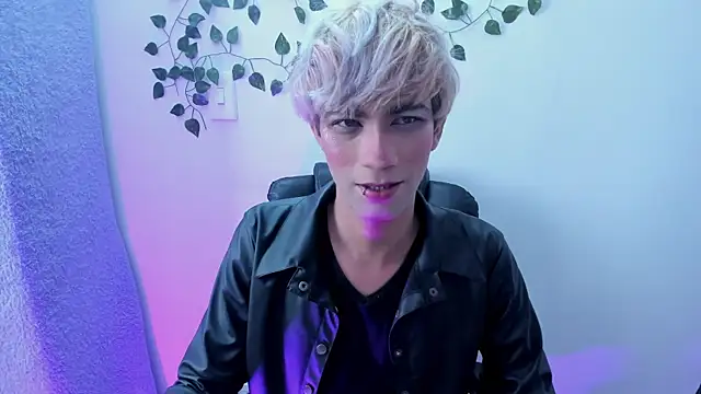 Cooperrosscute233 online show from September 20, 9:48 pm