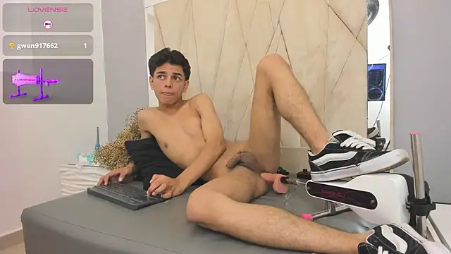 owen  johnson online show from September 26, 12:25 pm