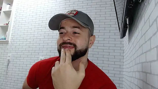 BombeiroHotx online show from September 8, 5:12 pm