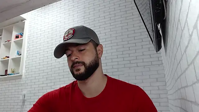 BombeiroHotx online show from January 5, 7:17 pm