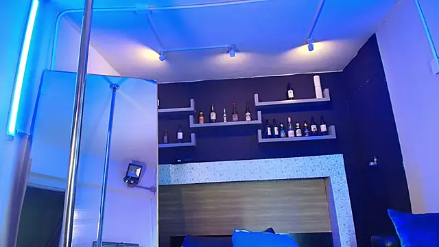  DantFox  online show from November 24, 8:21 pm