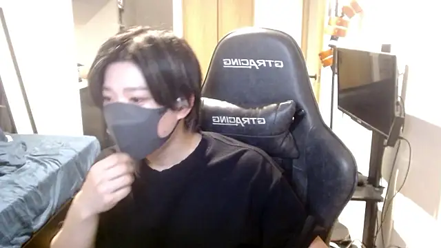 Mei-Tanaka online show from October 8, 2:32 pm