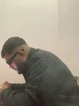 amitsharma7868 online show from January 19, 3:14 pm