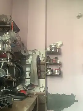 amitsharma7868 online show from April 4, 8:33 am