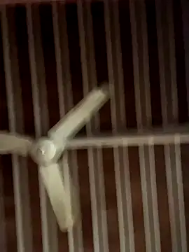 amitsharma7868 online show from November 14, 9:44 am