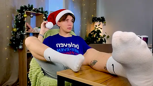 Robby Manson online show from December 15, 6:32 am