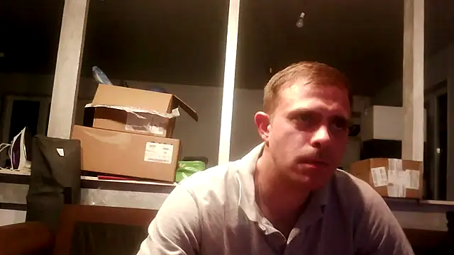 Snapshot of Bikerhot883hd chatting on September 27, 9:56 pm Bikerhot883hd online show from September 27, 9:56 pm