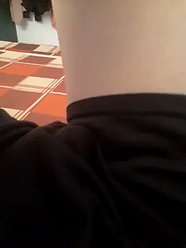 Snapshot of Brongiep chatting on September 19, 2:56 am Brongiep online show from September 19, 2:56 am