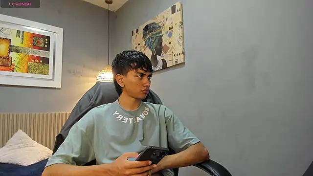 markbowie online show from April 2, 2:03 pm