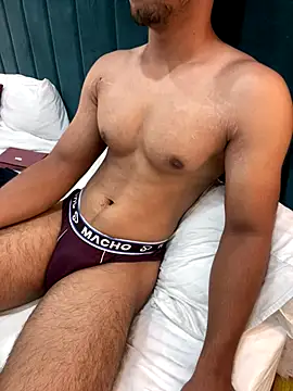 Snapshot of fit201 chatting on September 19, 5:13 pm fit201 online show from September 19, 5:13 pm