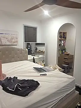 iamthepublickmasterbater online show from March 21, 2:43 pm