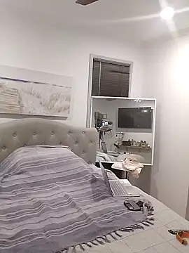 iamthepublickmasterbater online show from October 2, 11:36 am