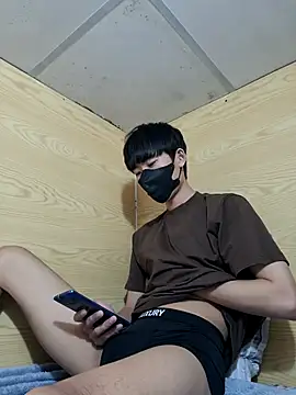 Minh online show from December 16, 3:52 pm