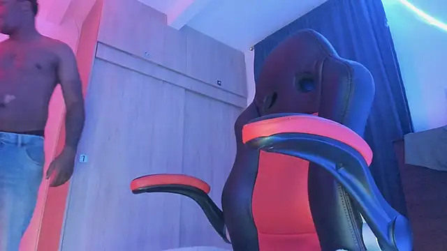 CorvisXnc0012 online show from November 9, 2:26 am