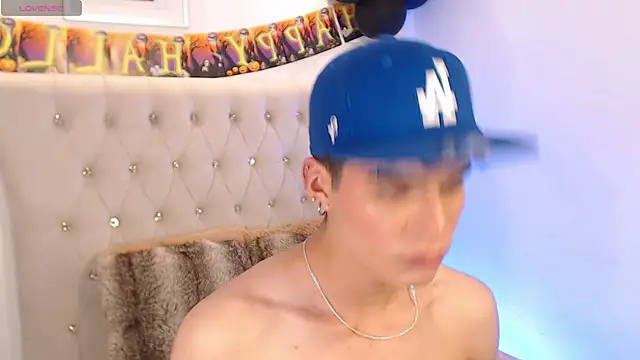 Dulcey  online show from October 27, 6:16 am