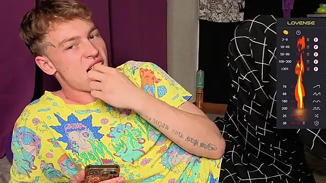 callmealexthx online show from October 4, 4:34 pm