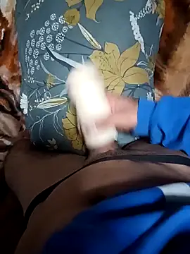 santiidamm online show from February 16, 4:32 am