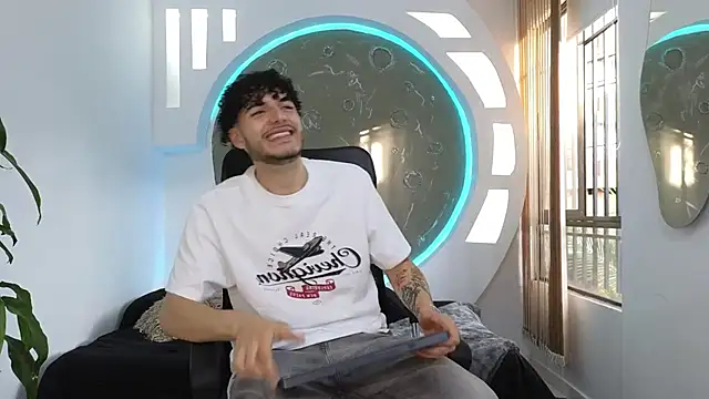 Rafael Mendezz online show from September 28, 9:57 pm