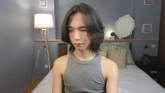 okerriella online show from September 20, 1:11 pm