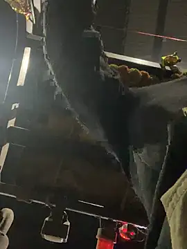 meralund9inch online show from February 26, 7:15 pm