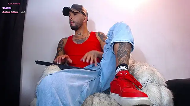 LickMyInk online show from October 2, 3:43 am